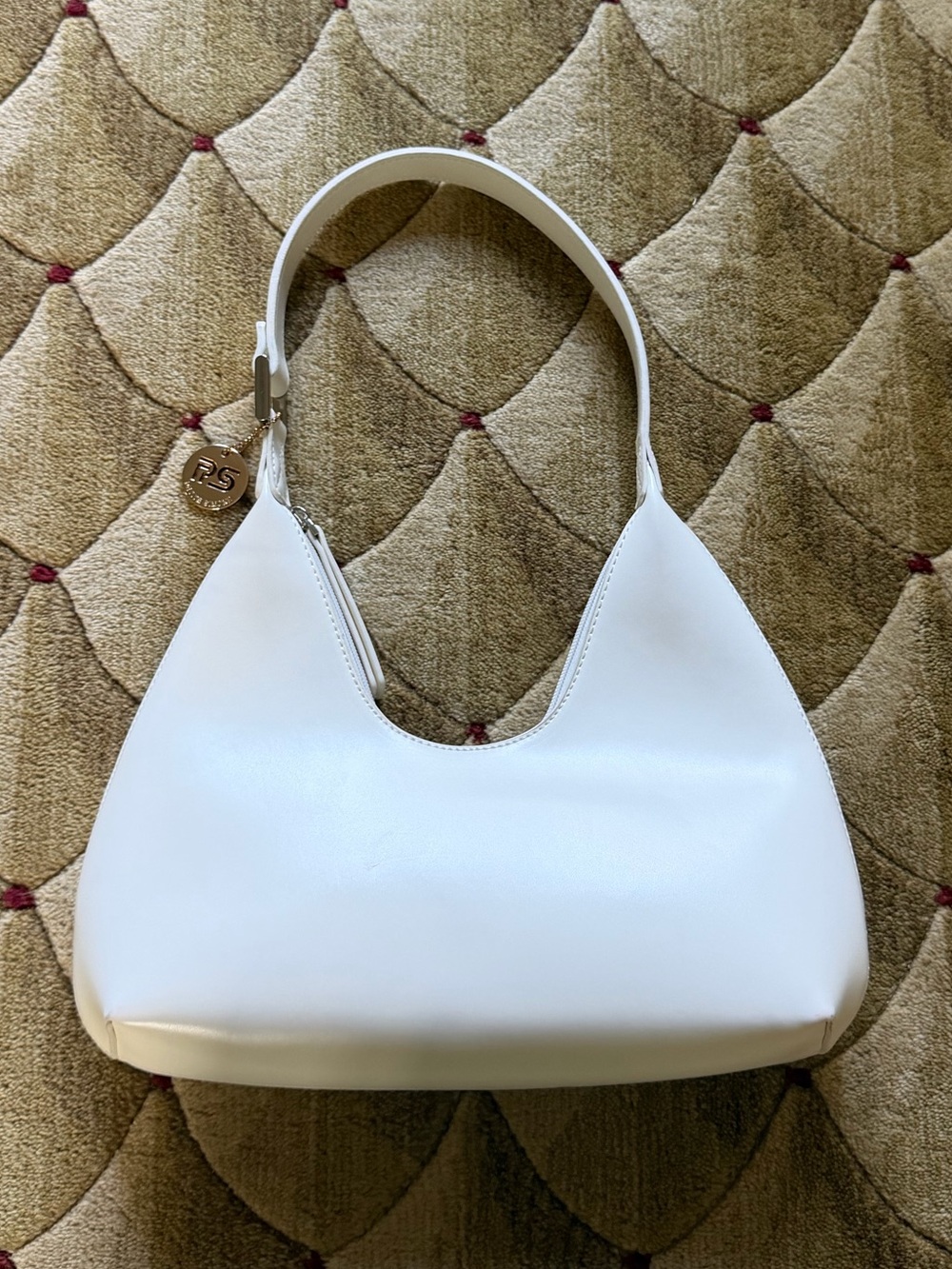 Minimal White Shoulder Bag with Logo Charm